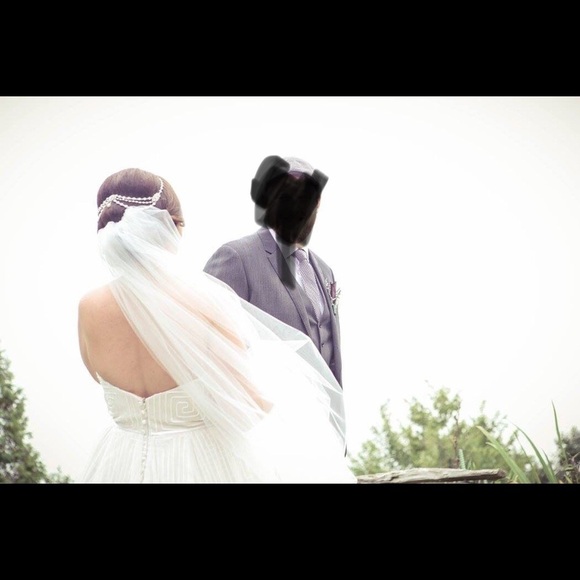 Tara Fava Halo Headpiece - Picture 2 of 6